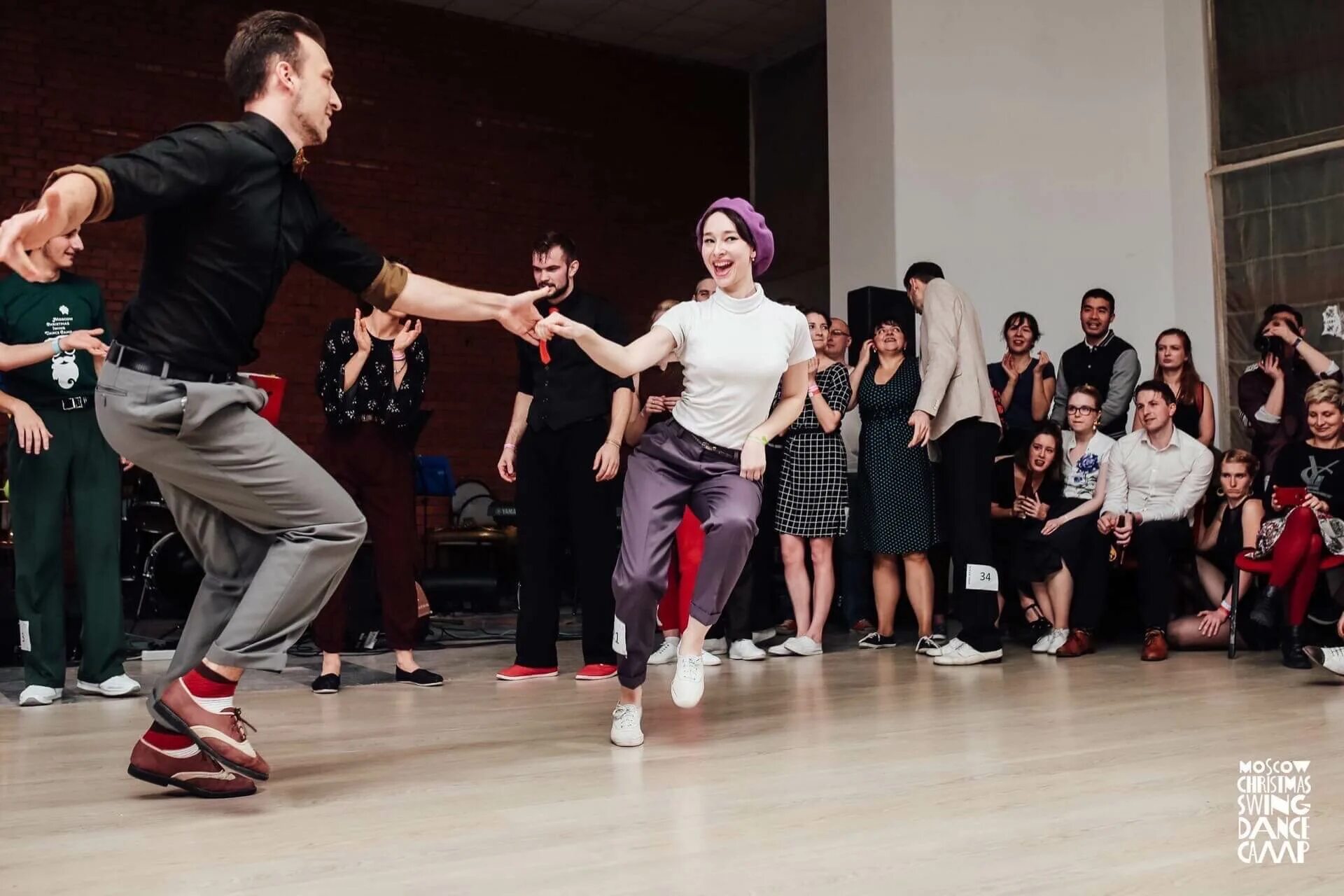 рок н ролл аэробика. костюм рок н ролл. открытая сцена парк танцы. спортивный рок-н-ролл. чеботарёва софия акробатический рок н ролл.