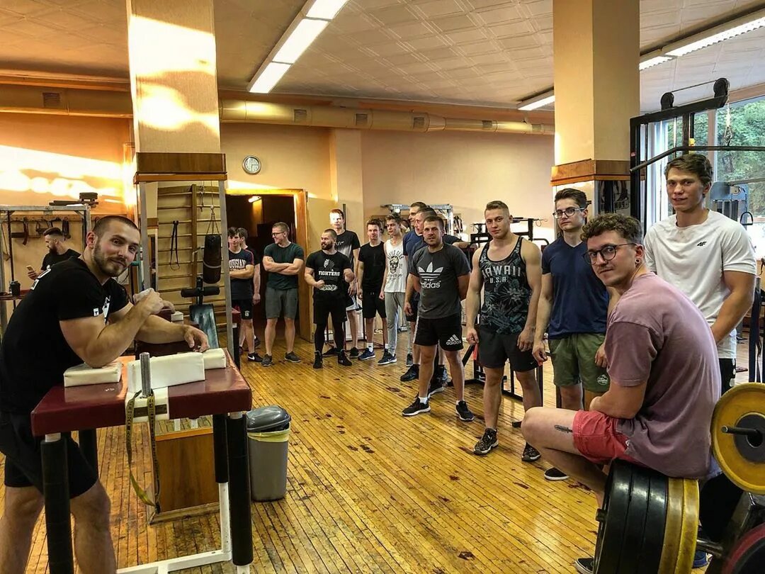 King of the table 9 армрестлинг. Kings move в армрестлинге. King of the table 9 армрестлинг. King of the table 9 армрестлинг. Ричард лупкес в молодости.