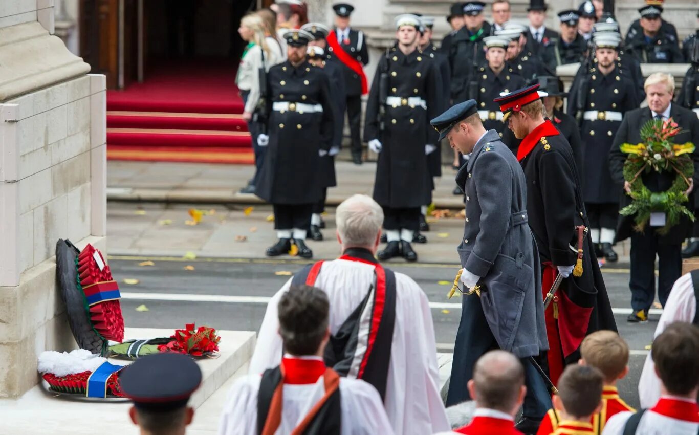 11 нояб. День поминовения в Великобритании. Праздники Великобритании Remembrance Day. День памяти маковый день 11 ноября Великобритании.