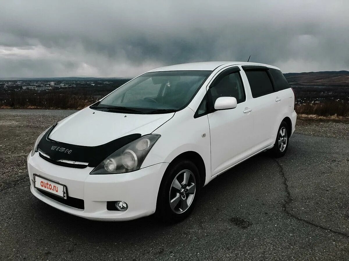 Toyota Wish 2003. Тойота Виш 2003. Машина Тойота Виш 2003. Тойота Виш 2003 года. Купить тойота виш 2003 года