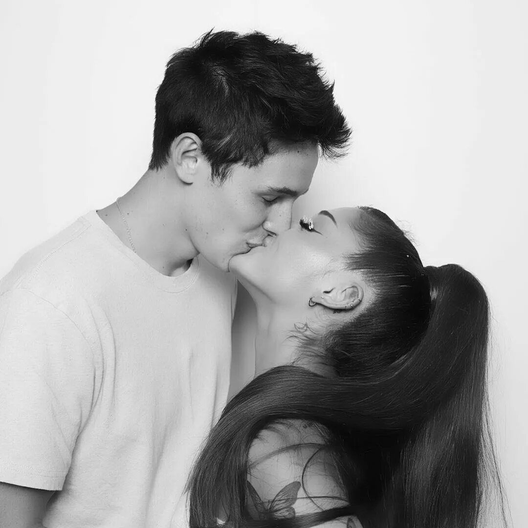 Можно встречаться с братом. Далтон Гомес. Ariana grande Dalton Gomez.