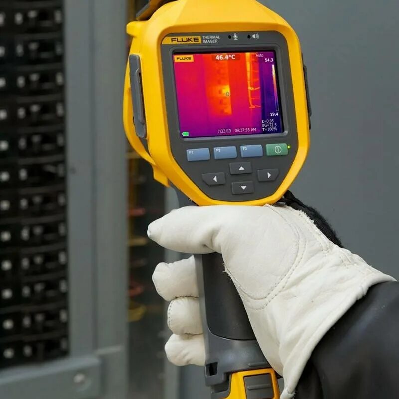 Тепловизор Fluke ti200. Fluke ti401. Тепловизор teplo. Тепловизор на стройке. Применение тепловизоров