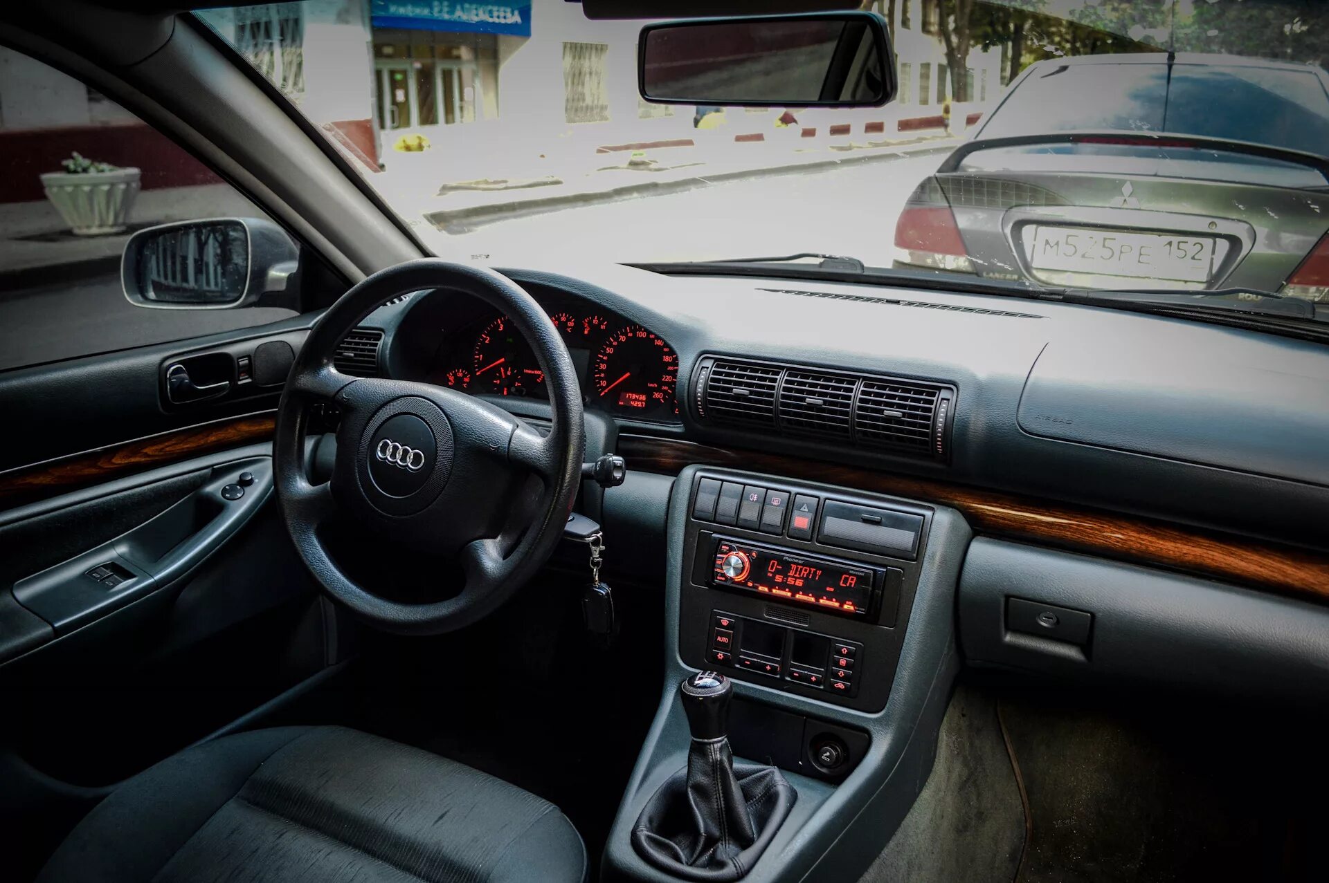 Ауди а4 б5 2000 года. Ауди а4 в5 1996. Audi a4 1998. Audi a4 1996. Audi a4 b5 1997 Interior.