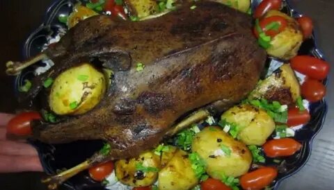Сколько готовят утку в духовке целиком