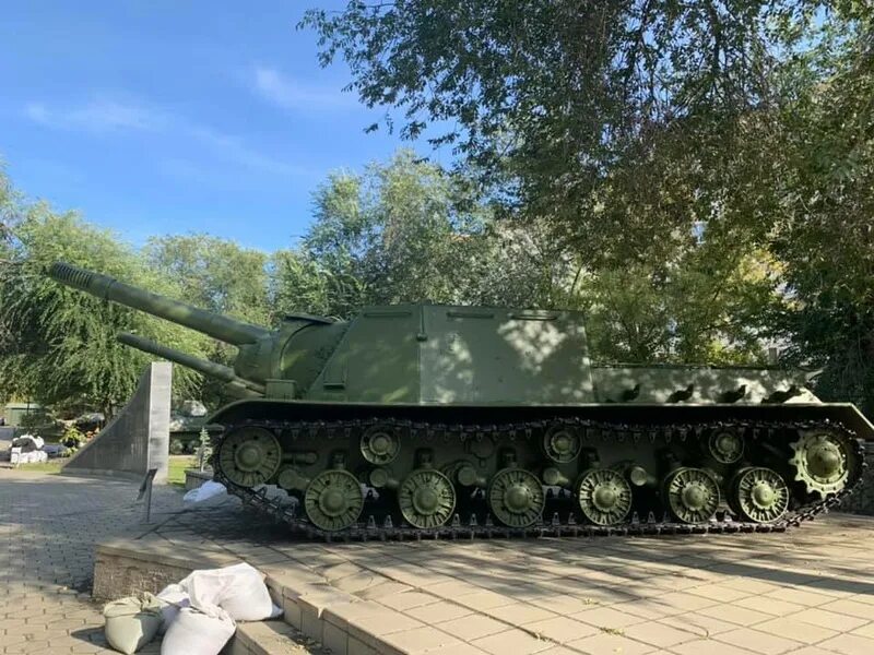 Парк победы оренбург режим. Парк победы оренбург режим. Парк победы оренбург режим. Мемориальный комплекс салют победа оренбург. Парк фрунзе оренбург.
