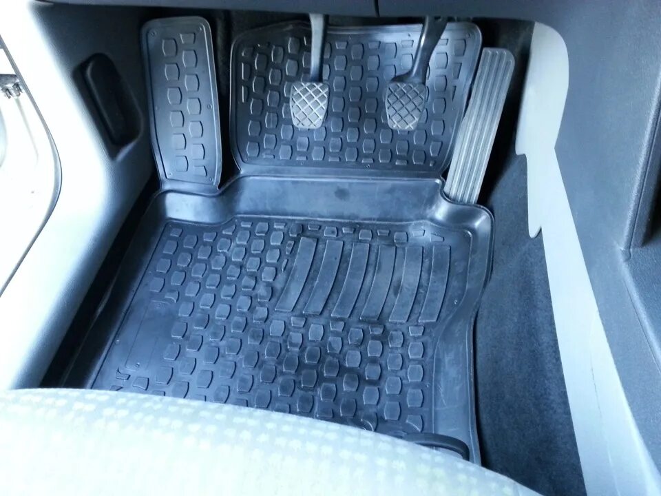Коврики кадди. Коврики кадди. Коврики на vw caddy. Nlc5119210k. Коврики кадди.