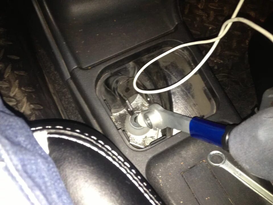 Тормозит на нейтралке. Тормозит на нейтралке. Тормозит на нейтралке. Как тормозить двигателем на механике. Кпп ваз приора клапана.