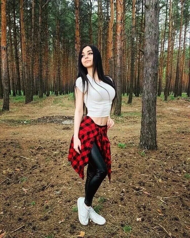 Алиса найди мне девушку