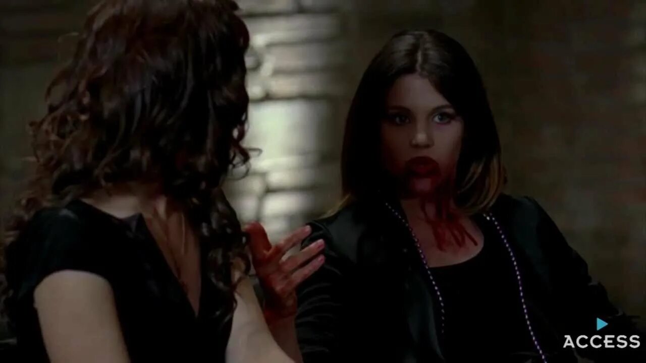 Bloods банда гта 5 рп. Машина мисс людвиг из кино настоящая кровь. Банда крипс гта 5. Настоящая кровь 5 сезон. Блуд 5.