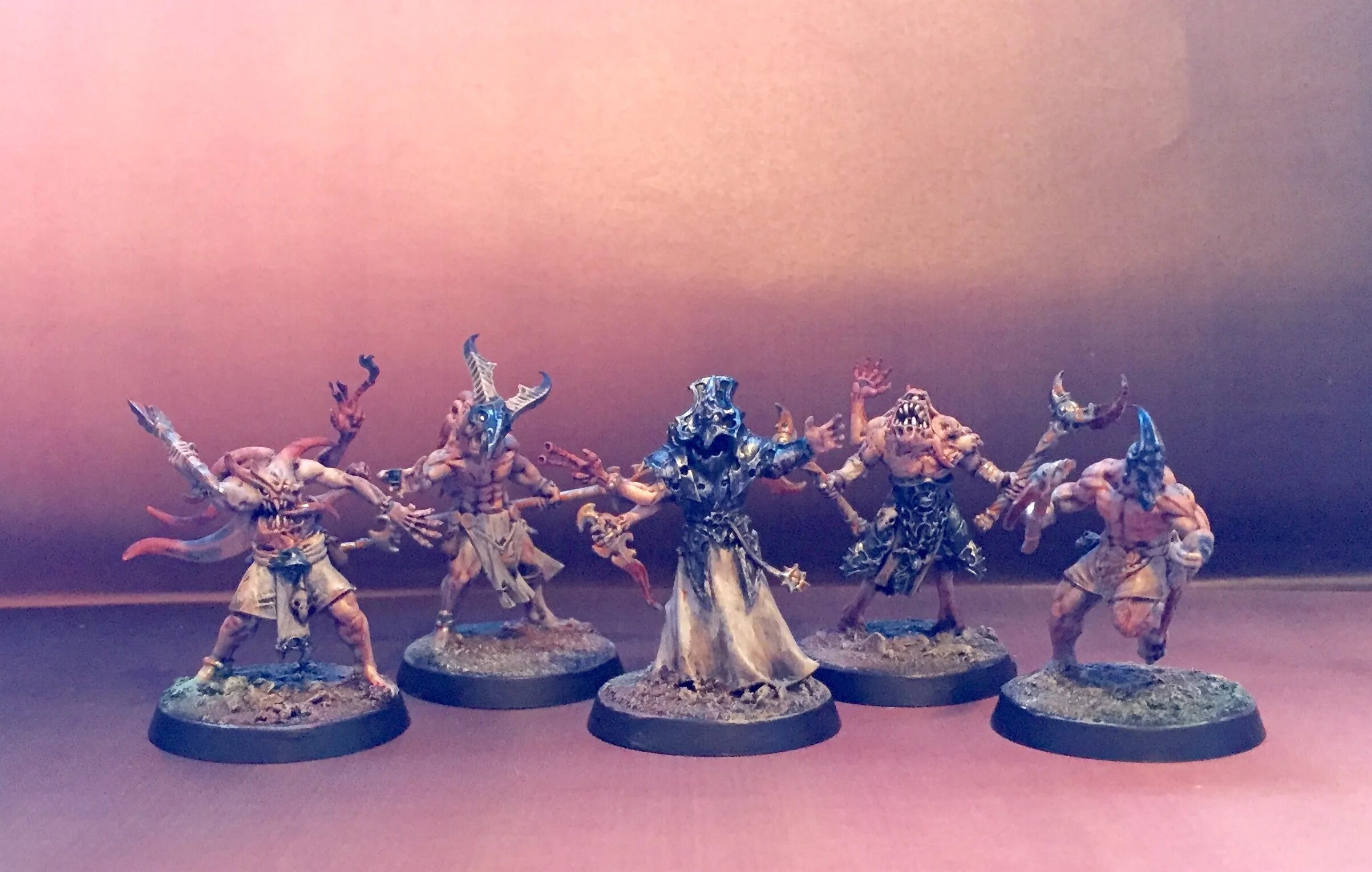 Аколит 2 дата выхода. Kairic acolytes age of sigmar. аколиты тзинча. silver tower of tzeentch. аколиты вархаммер.