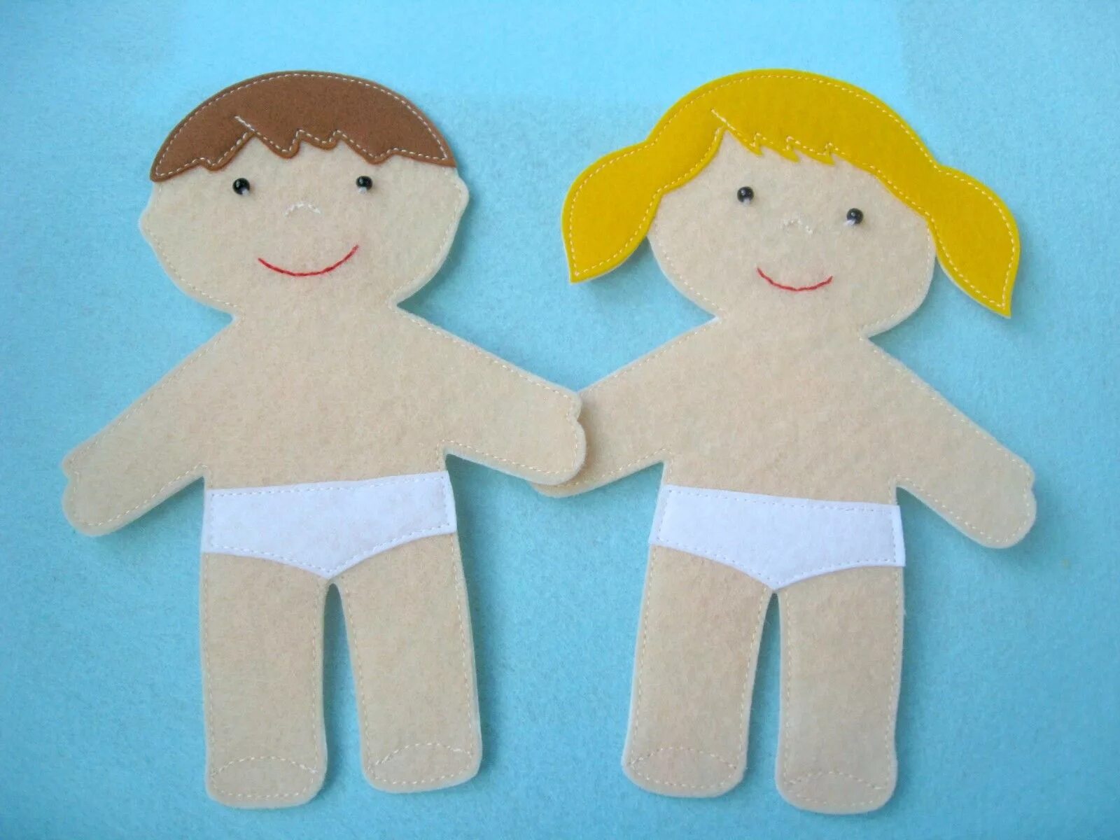 Аппликация человечек. Аппликация я человек. Аппликация человек из геометрических фигур. Человечек из геометрических фигур. Плоскостные куклы из фетра.