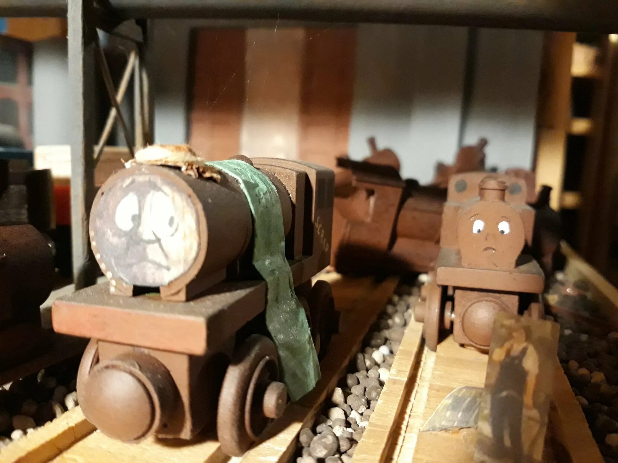 Томаса в реальной жизни. Thomas Wooden Railway Thomas. Thomas and friends Wooden Railway Ivan. NW thomas1942 and Thomas 2020 Wooden Railway.