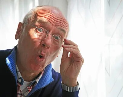 Дед предлагает деньги