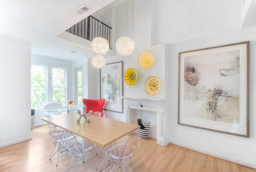 Белые стены в интерьере. Fast walls. Расписанные стены. Fast walls. Роспись стен в кофейне.