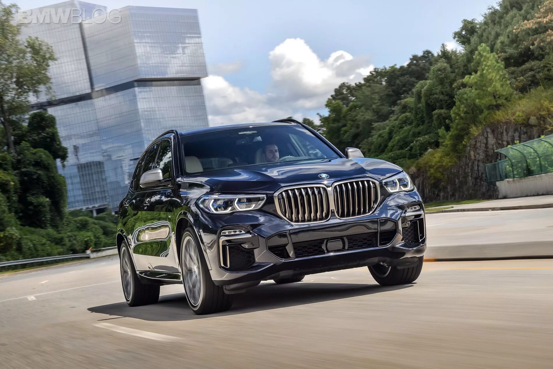 Новый BMW x5 g05. BMW x5 m50d 2021. BMW x5 2019. БМВ x5 2019. Бмв х5 2020 купить