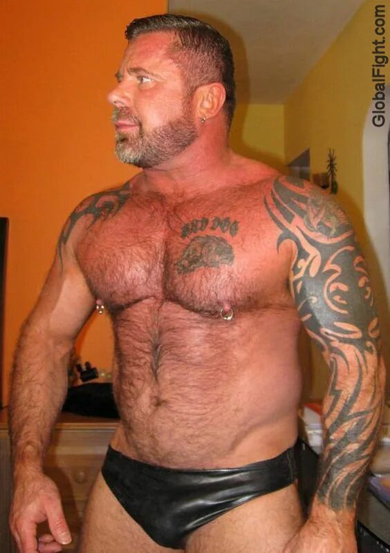 Дэдди Беар. Волосатый Рестлер. Leather muscle Bear.