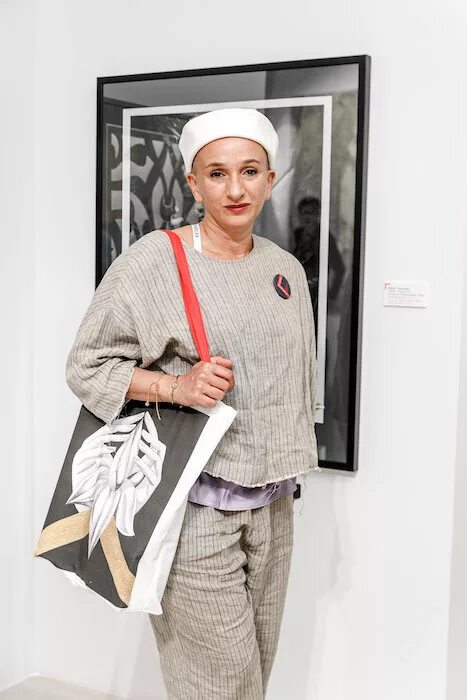 Айдан таировна салахова. Айдан салахова. скульптор айдан салахова. айдан таировна салахова художник. айдан салахова венецианская биеннале.