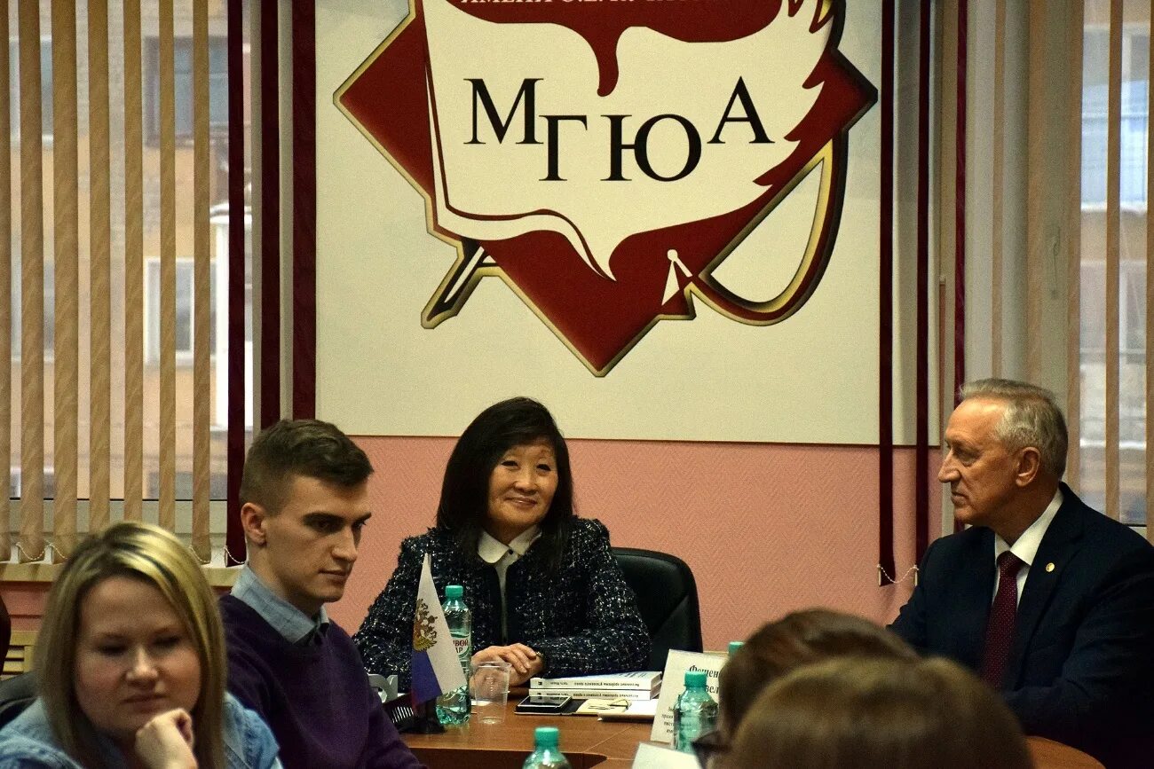 Остроумов мгюа. Московская юридическая академия им кутафина. Здание мгюа на бульваре рокоссовского. Е. Мгюа аудитории.