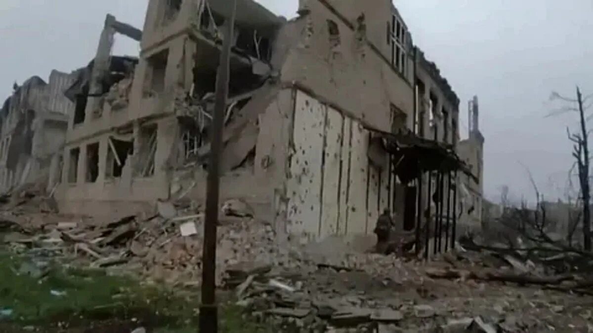 Штурм бахмута вагнер. Штурм бахмута вагнер. Солдат чвк вагнер. Штурмовой отряд вагнера. Вагнер штурм.