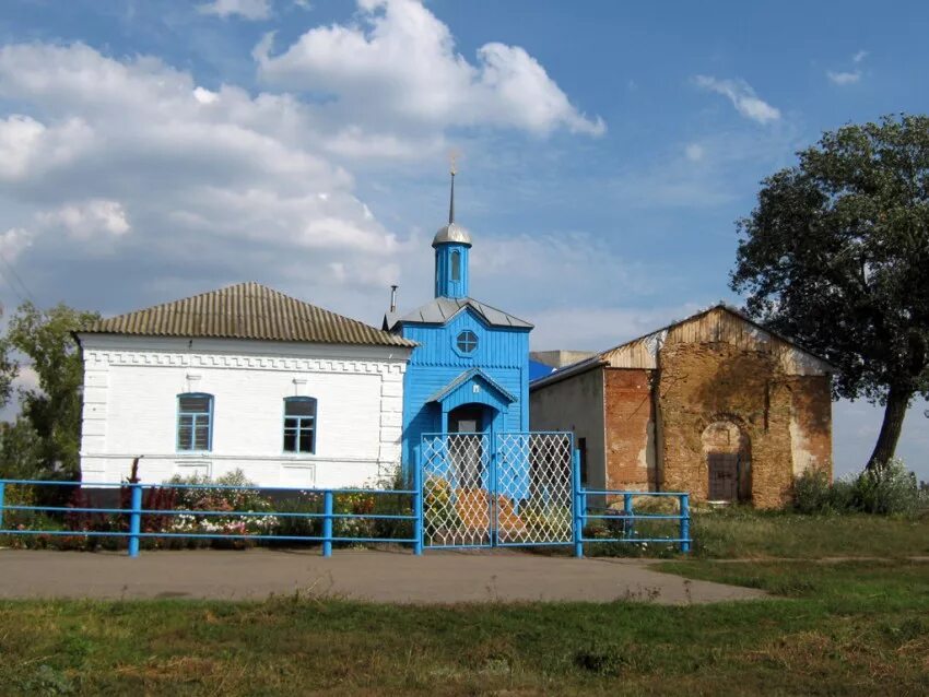 Фото: Церковь Покрова Пресвятой Богородицы, православный храм, Пушкинская ул., 4