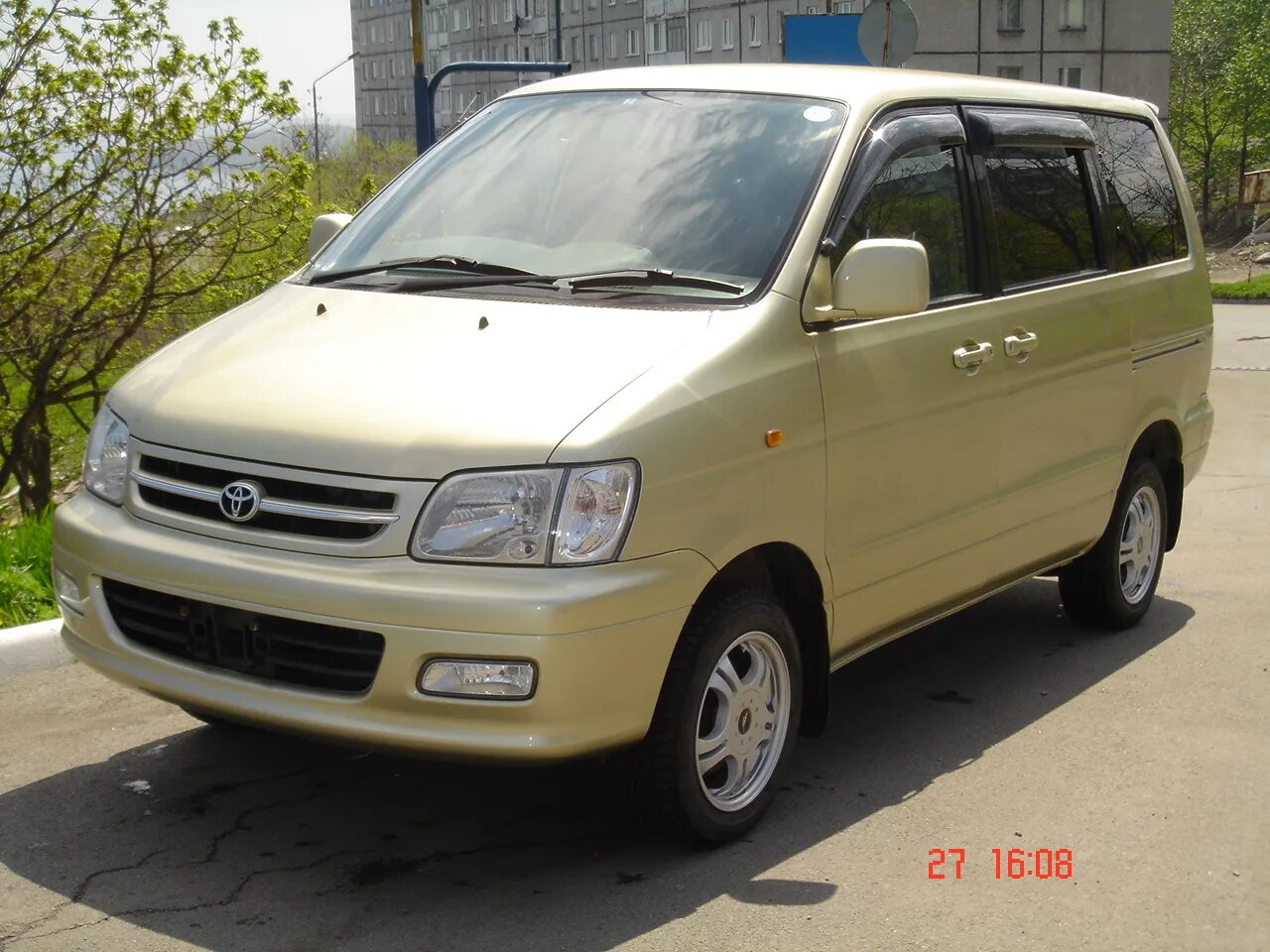 Toyota Town Ace Noah 2001. Toyota Town Ace Noah. Тойота Таун Эйс Ноах. Toyota Town Ace 2001. Таун айс 2001