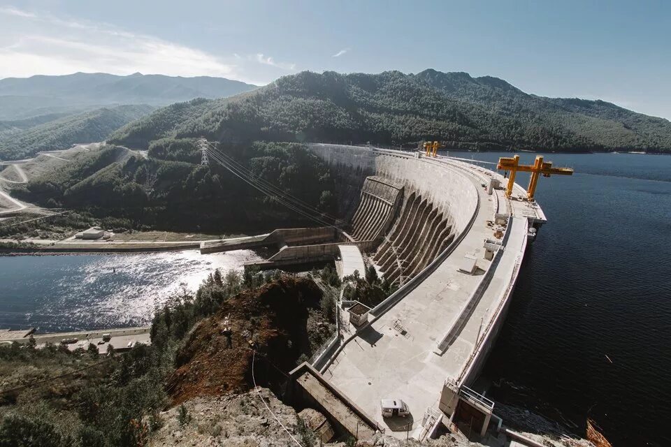 Река енисей красноярская гэс. Богучанская гэс ангара. Каком году построена гэс. Гэс дивногорск красноярский край. Красноярская гэс дивногорск.