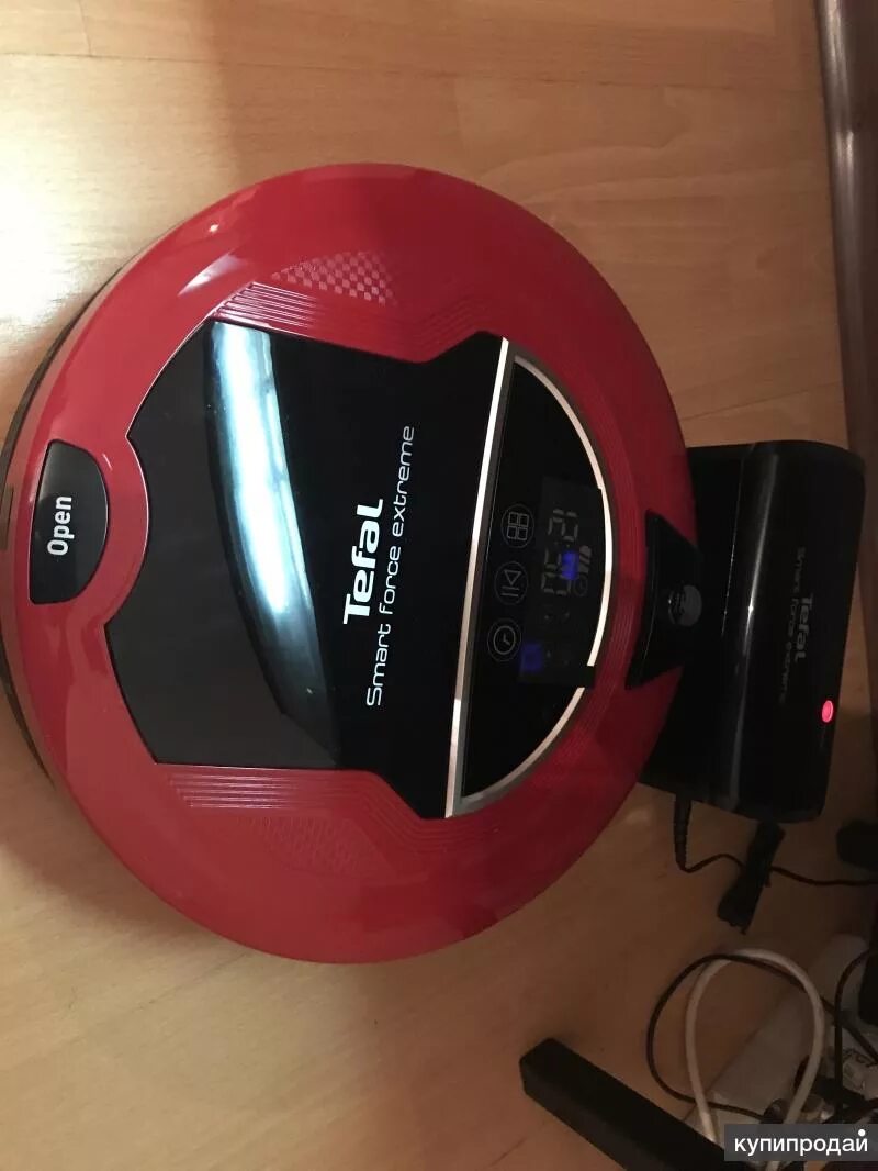 Робот пылесос tefal smart force. Тефаль смарт форс extreme. робот пылесос tefal. робот пылесос тефаль красный. пульт робот пылесос тефаль 20.