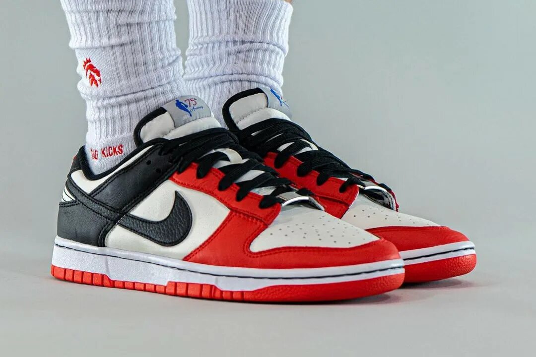 Nike dunk chicago. Nike sb dunk low ae86. Nike air jordan dunk sb. Nike dunk chicago. Nike sb dunk low chicago.
