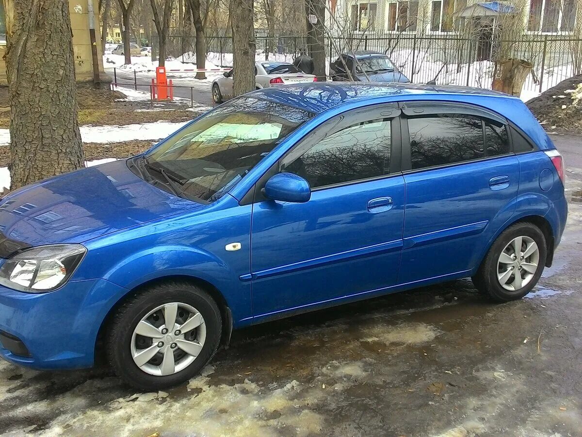 Куплю рио хэтчбек пробегом. Kia Rio 2 2011. Киа Рио 2011 хэтчбек. Kia Rio 2011 хэтчбек. Киа Рио 2 хэтчбек.