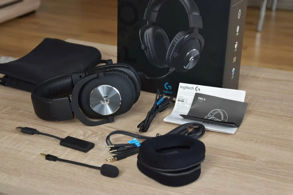 Звук logitech g pro. Наушники Лоджитек g Pro x. Logitech Pro x DAC. Logitech g Pro x наушники комплектация. Logitech g Pro комплект.