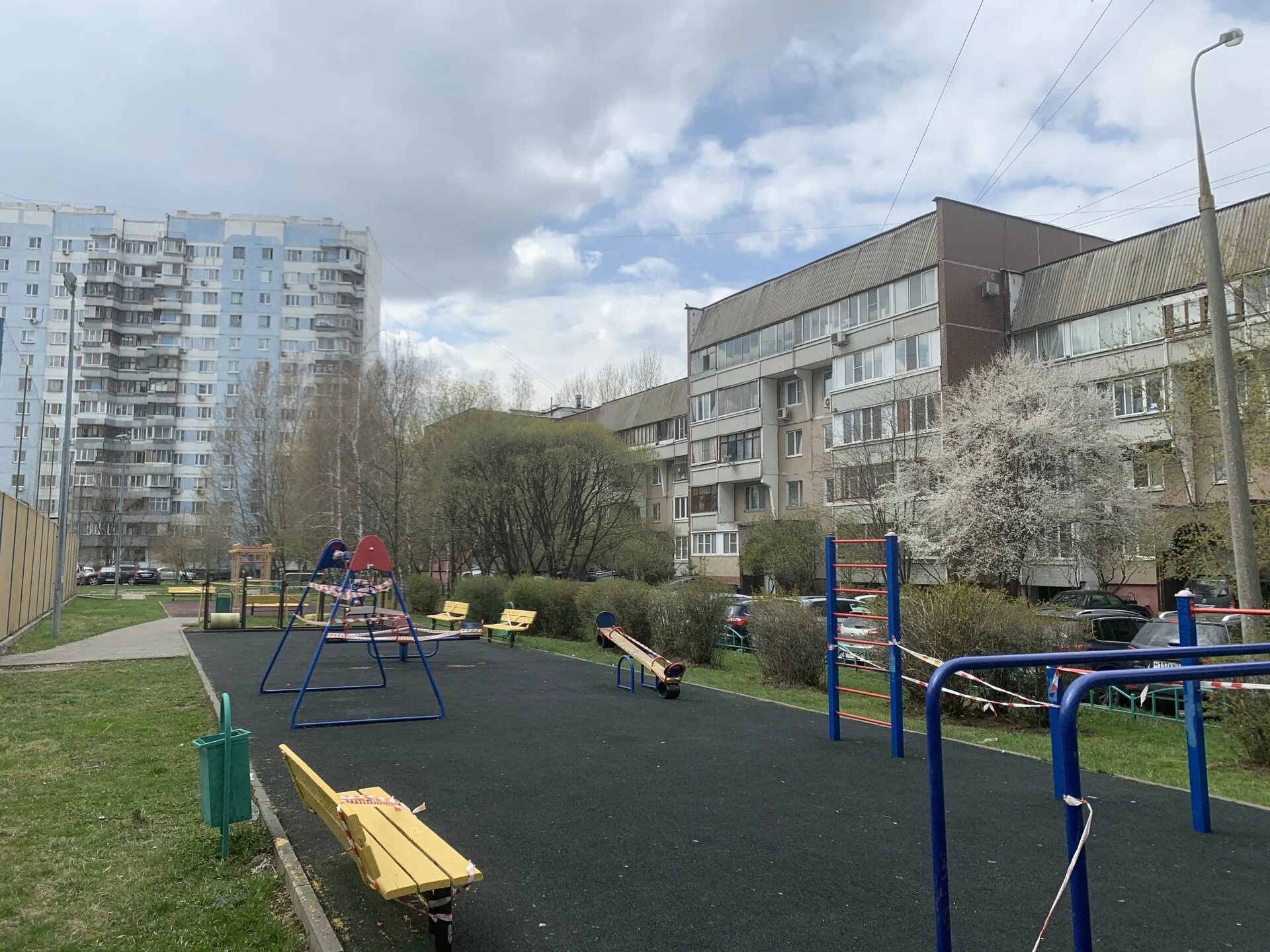 Искры д. Г. 13 к. Городская поликлиника № 134, филиал № 3. Москва улица бажова 13к2.
