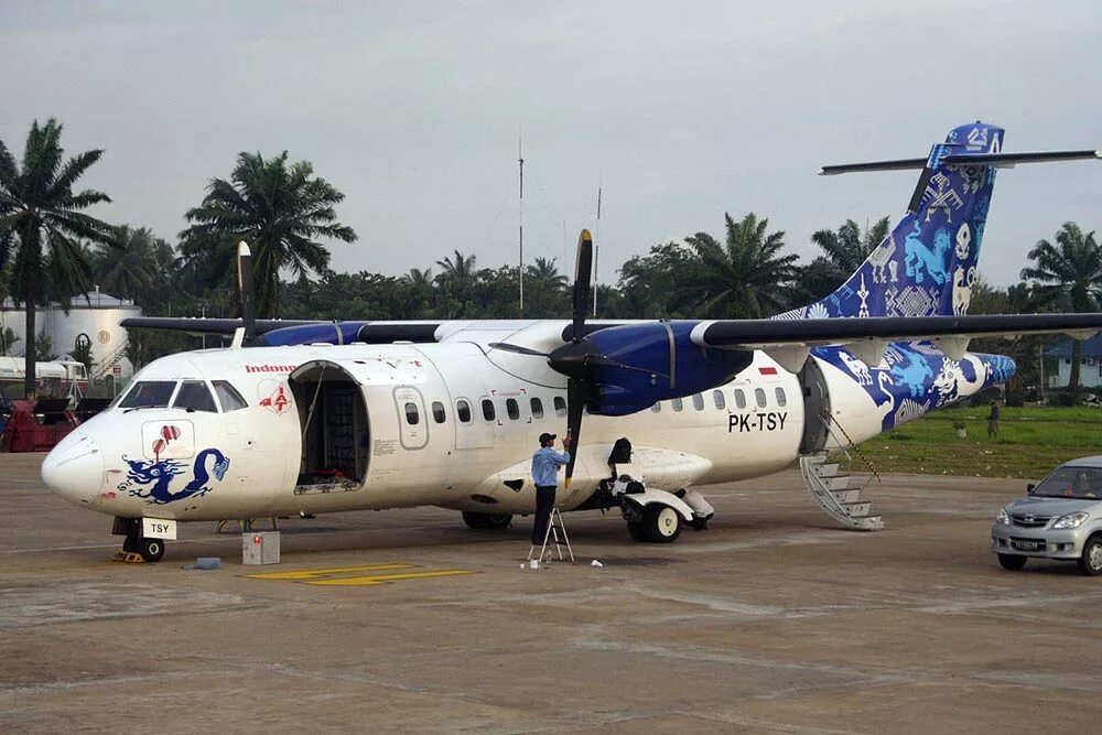 АТР 42/72 самолет. ATR 42 / ATR 72. ATR 42 самолет. ATR 42-500.