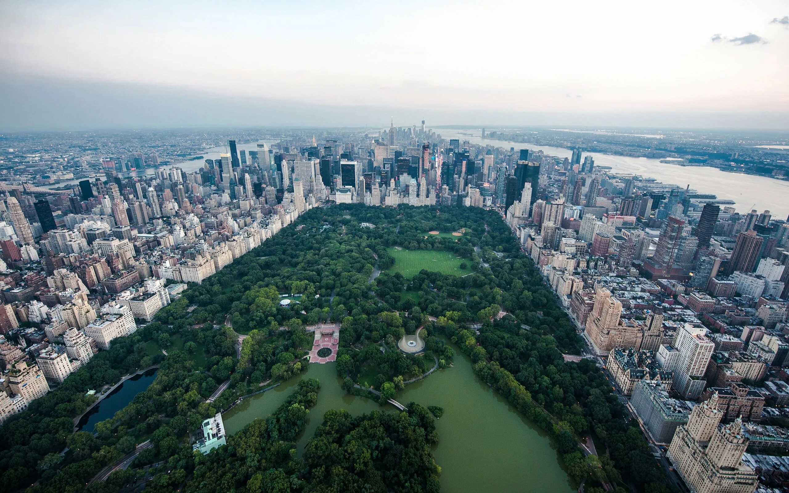 York lot. Центральный парк Нью-Йорк. Центральный парк Нью-Йорка вид сверху. Центральный парк Нью-Йорк 4к. Централ парк в Нью-Йорке вид сверху.