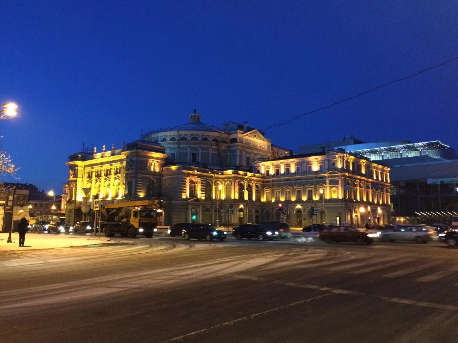 Театральная площадь в Санкт-Петербурге. Мариинский театр на театральной площади. Театральная площадь 1 Санкт-Петербург. Театральная площадь 1 Санкт-Петербург Мариинский театр. Небольшой театр санкт петербург