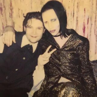 Did marilyn manson suck his own dick