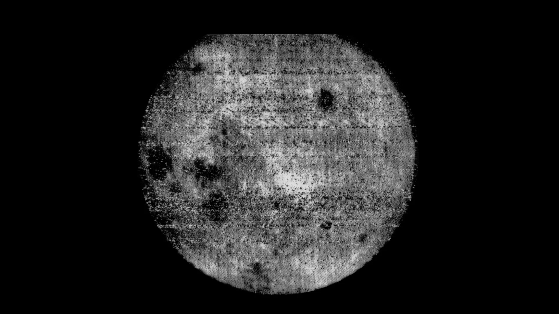 Первые снимки обратной стороны луны. Снимок обратной стороны Луны 1959. Луна 3 снимки обратной стороны Луны. 1959 Снимки Обратная сторона Луны. Фото обратной стороны Луны 1959.