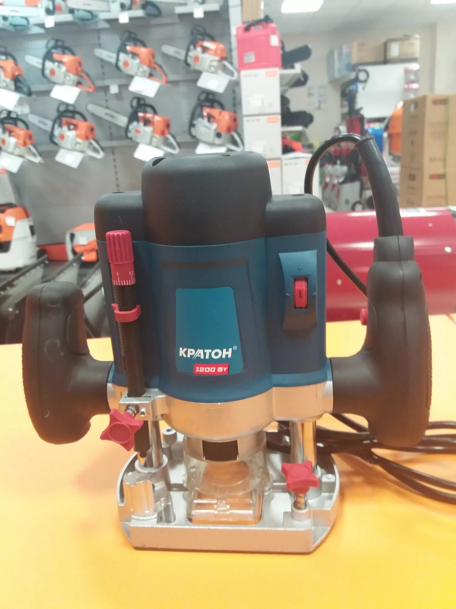 Патрон на перфораторе кратон. Генератор бензиновый кратон 1 квт. Мотопомпа кратон gwp-100-01. Запчасти кратон. Мотопомпа кратон gwp-40-02h схема.