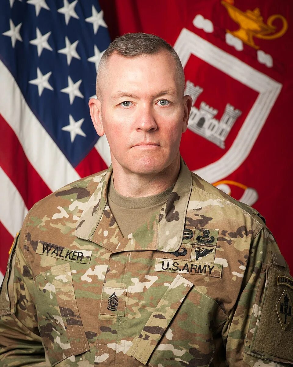 Army engineers. Армия сша. инженеры армии сша. army commander сша\. марк ломбардо армия сша.