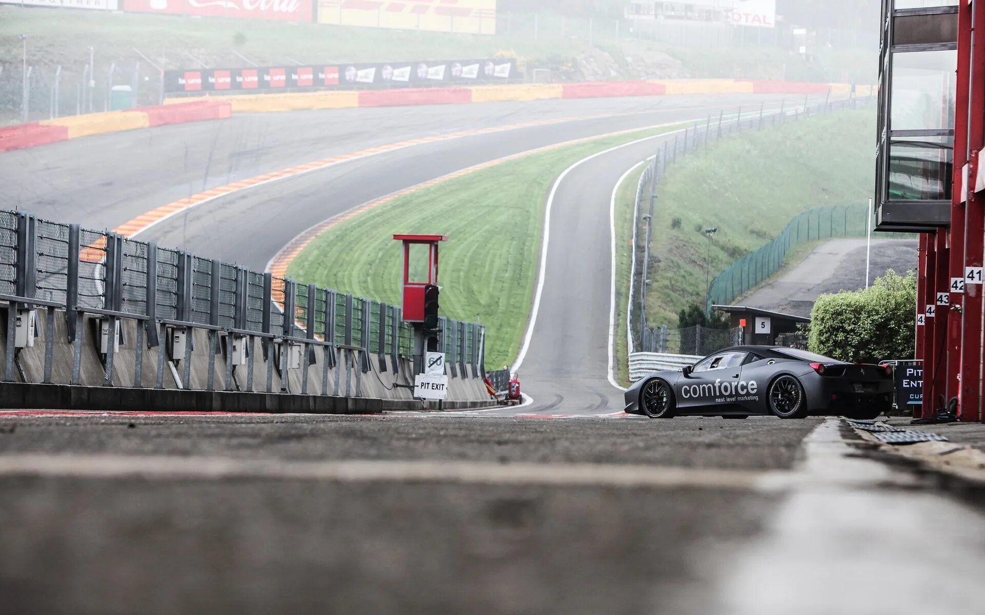 Track race