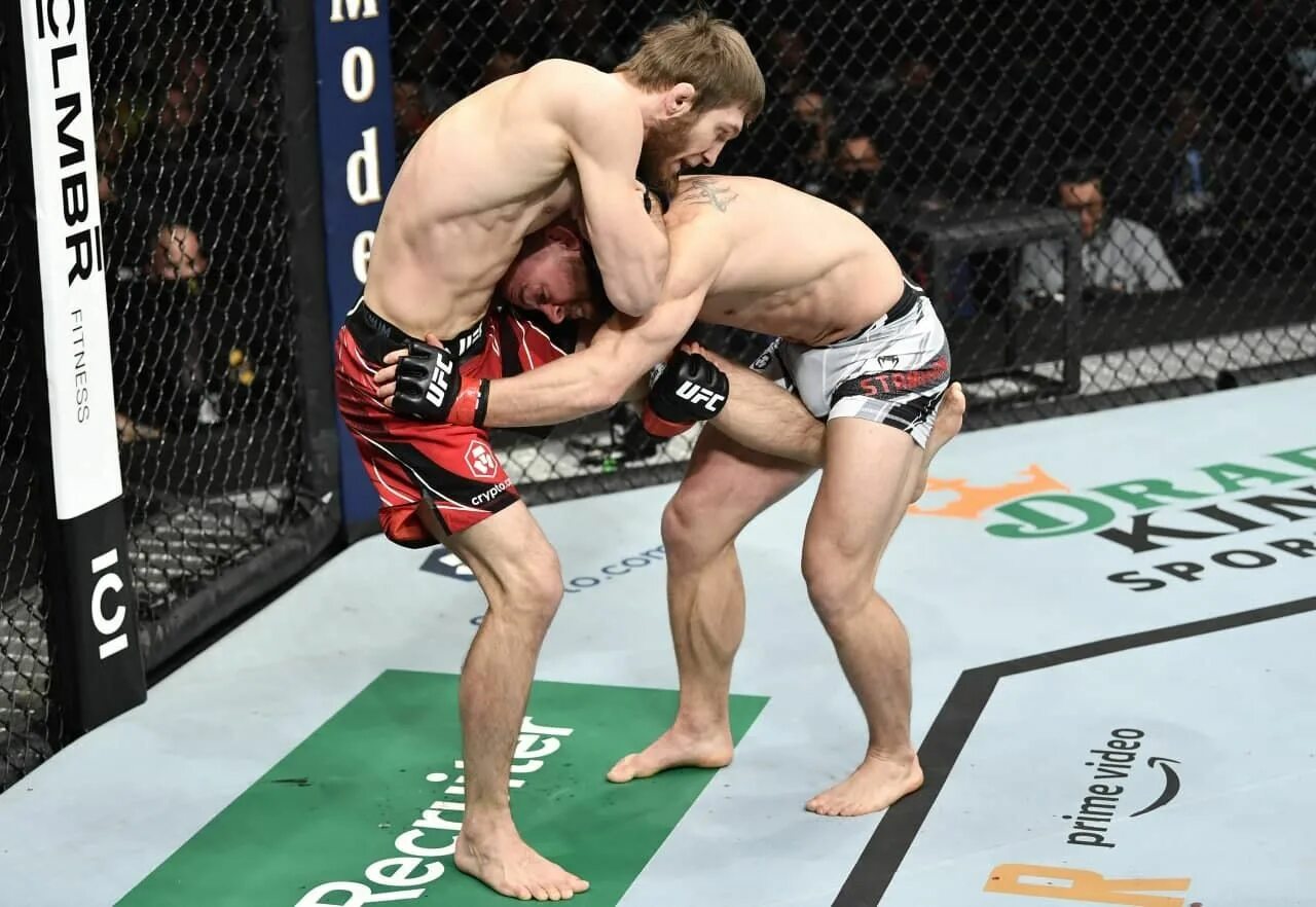 Бой нурмагомедов казах. Саид Нурмагомедов UFC. Саид Нурмагомедов UFC 270.