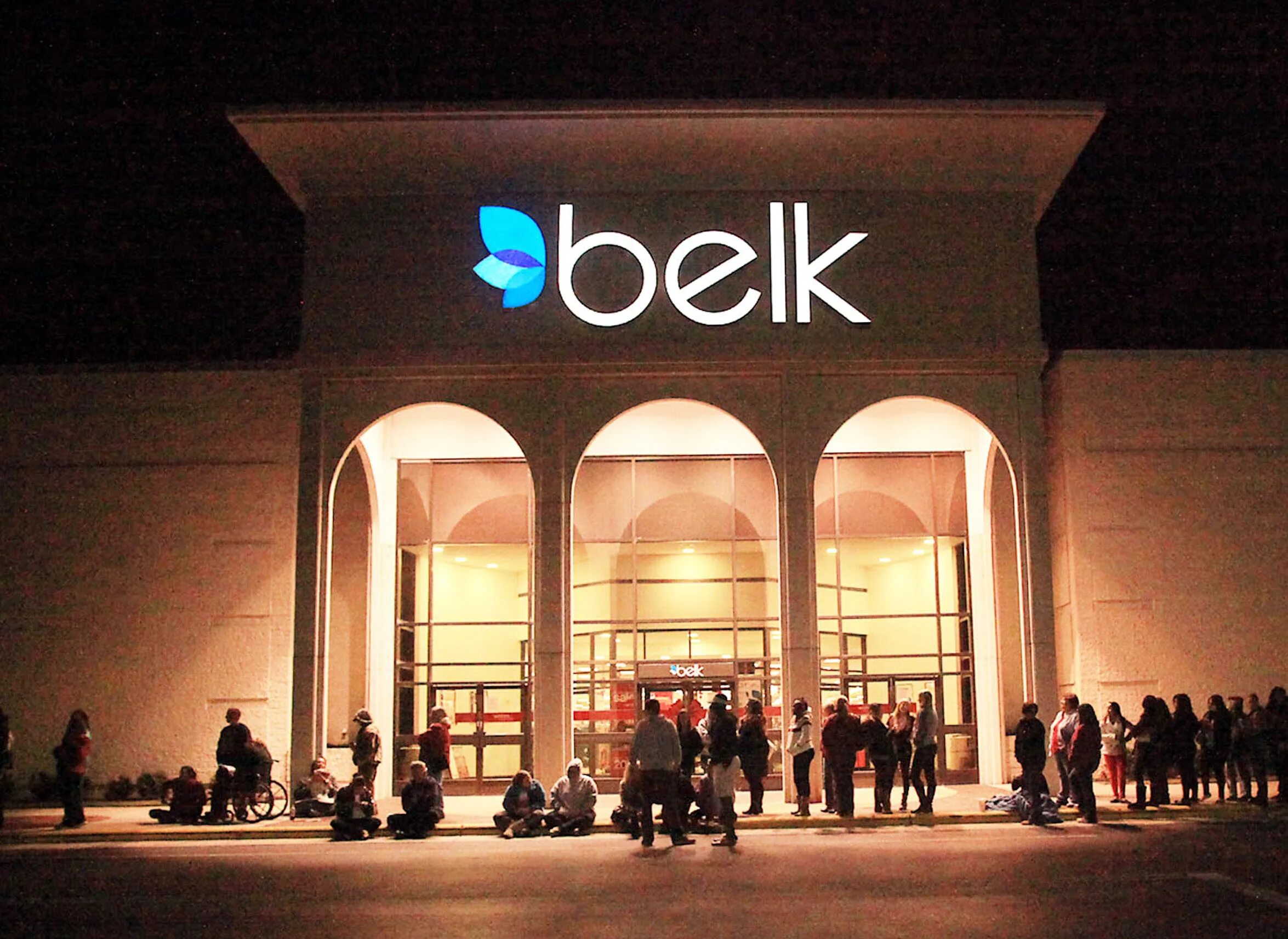 Outlets com. Belk. Belk com. Belk реклама. Belk due..