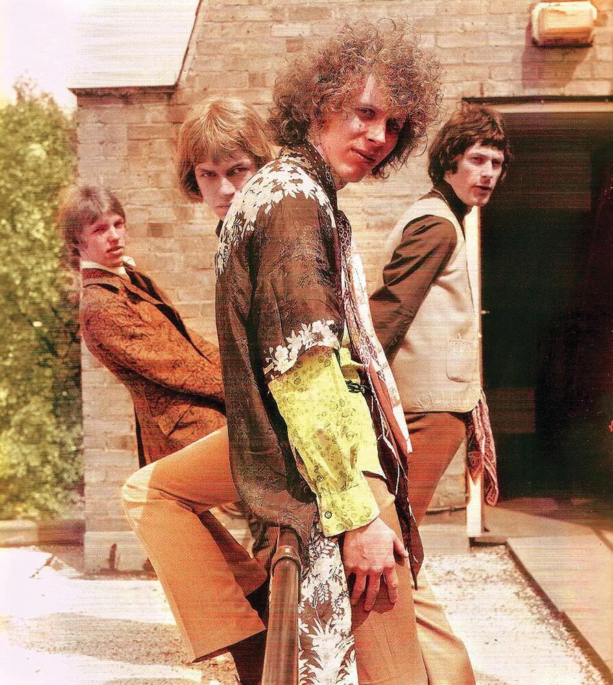 Tomorrow group. Tomorrow 1968. tomorrow британская рок-группа. tomorrow - tomorrow (1968). группа tomorrow steve howe.