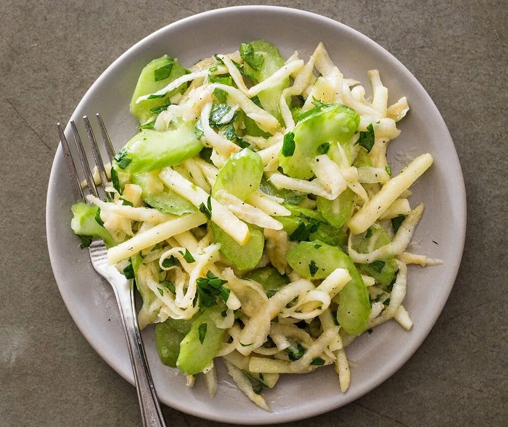 Салатный сельдерей. Стебель сельдерея рецепты приготовления салатов. Капуста сельдерей. Блюда из сельдерея стеблевого. Стебель сельдерея рецепты приготовления салатов.