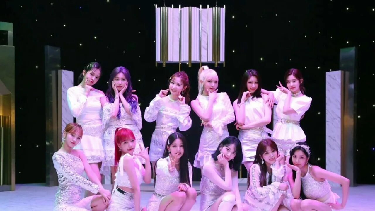 Izone secret story of the swan. Корейская песня welcome to the home. Secret story of the swan танец. Izone secret story. Secret story of the swan.