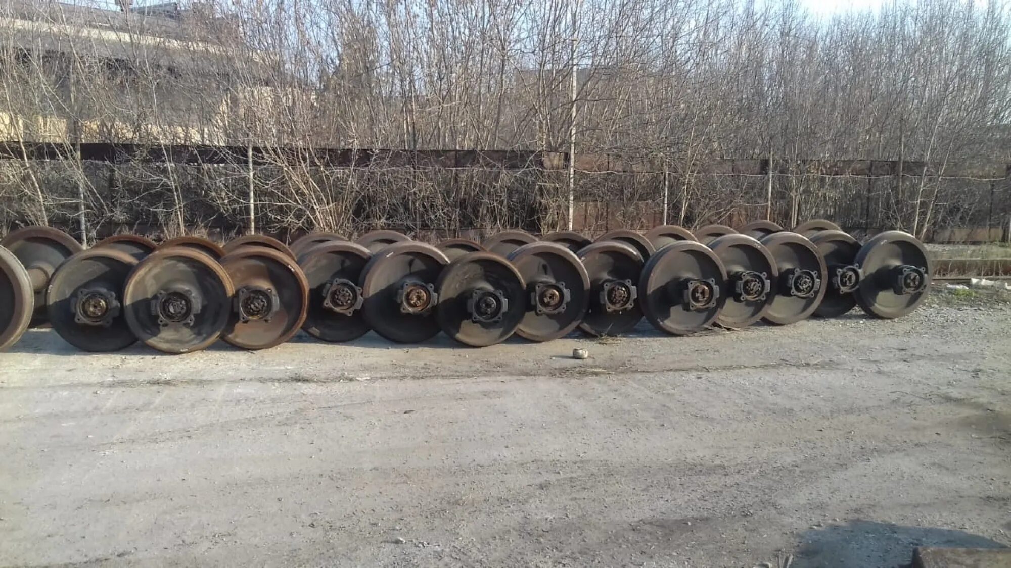 Продам колесные. Продам колесные. Продам колесные. Продам колесные. Колесные пары грузовых вагонов.