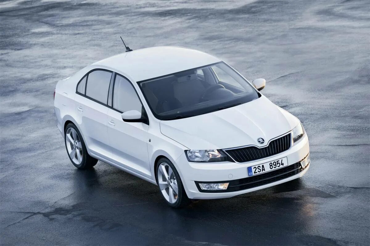 Шкода рапид 2014 купить. Skoda Rapid 2013. Skoda Rapid 2012. Škoda Rapid 2012. Шкода Рапид 2013.