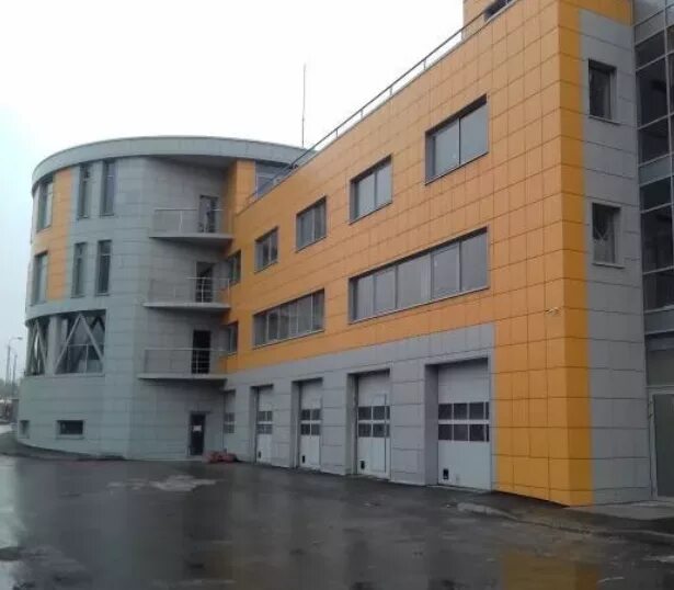 Ул. Москва, 2-я синичкина ул. Синица плаза 2-я синичкина ул 9а стр 3. Головной офис мерседес в германии. Продается здание.