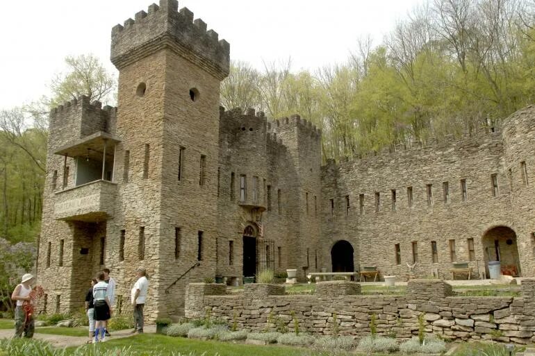 Unique landmarks. Лавленд (Огайо). Замок сквайра Огайо. Loveland Цинциннати. Замок сквайра Огайо планировка.