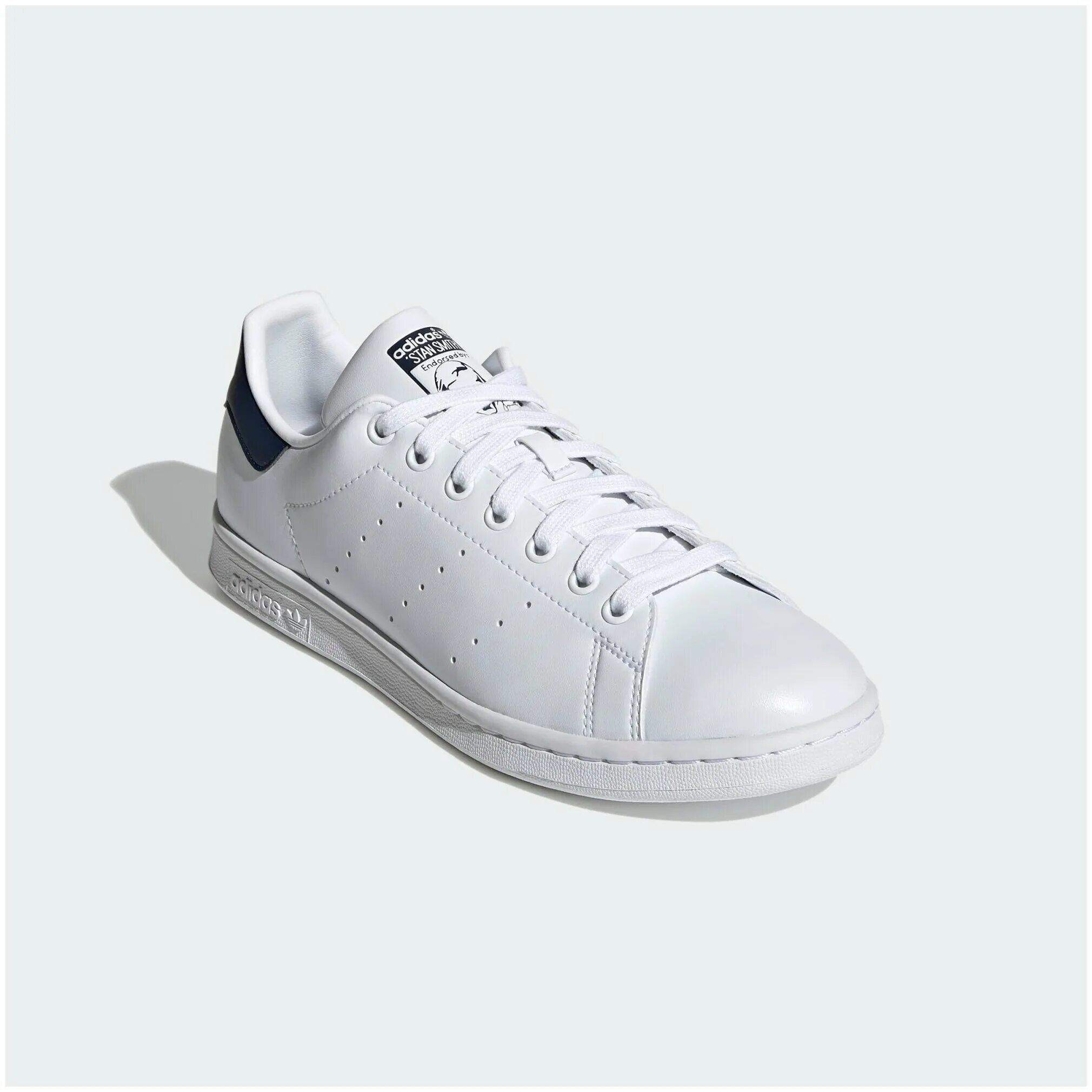 Оригинал белый мужской кроссовки. Adidas кеды Stan Smith. Кеды адидас Стэн Смит. Кеды адидас Стэн Смит мужские. Кеды adidas ROGUERA.