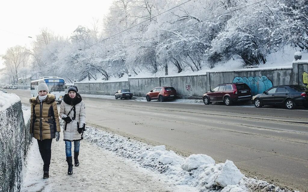 Зимой в городе было 36. Город зима Иркутская область. Иркутск зима. Зима город в Иркутской обл. Город зима Иркутская область фото.